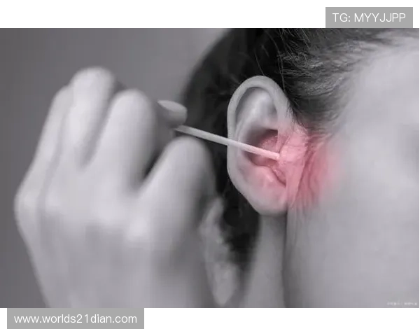 晚上九点左右右耳发热的常见预兆及可能的身体反应